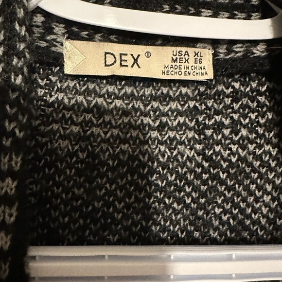 💜Nwot cardigan  very soft💜 - Picture 2 of 3